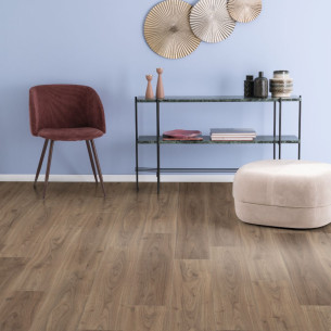Ламінат Egger Classic Aqua 32/8 Langley Walnut Light EL2070